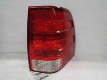 Load image into Gallery viewer, TAIL LIGHT LAMP ASSEMBLY Ford Expedition 03 04 05 06 Right - MRK452817
