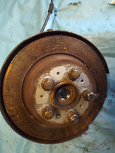 Load image into Gallery viewer, REAR HUB WITH SPINDLE C70 S60 S70 V70 XC60 XC70 2001-2009 Right - MRK452877
