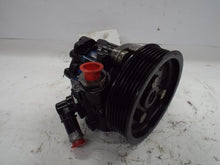 Load image into Gallery viewer, POWER STEERING PUMP BMW X5 2004 04  2005 05 2006 06 - MRK452982

