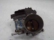 Load image into Gallery viewer, THROTTLE BODY Eclipse Galant 2004 04 2005 05 06 07 08 - MRK453256
