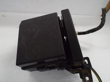 Load image into Gallery viewer, FUSE BOX Mitsubishi Eclipse Endeavor 01 02 03 04 05 06 07 08 - MRK453259
