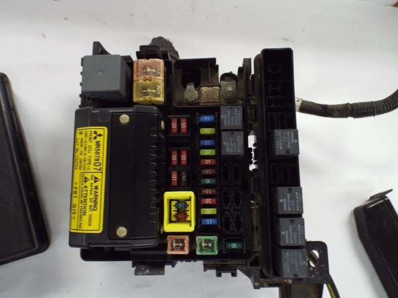 2007 mitsubishi eclipse cigarette lighter fuse FUSE BOX Mitsubishi Eclipse Endeavor 01 02 03 04 05 06 07 08