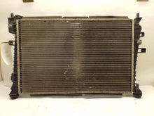 Load image into Gallery viewer, RADIATOR Ford Focus 2008 08 2009 09 2010 10 2011 11 - MRK453498
