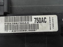 Load image into Gallery viewer, Fuse Box Chrysler 300M 2000 - MRK453519

