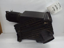 Load image into Gallery viewer, AIR CLEANER BOX Honda Accord 2003 03 2004 04 2005 05 - MRK453803

