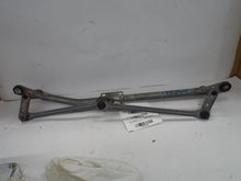 Load image into Gallery viewer, Windshield Wiper Transmission Chevrolet Traverse 2012 - MRK453809
