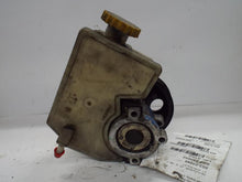 Load image into Gallery viewer, Power Steering Pump Jeep Liberty 2003 - MRK453827
