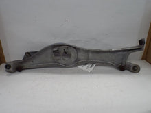 Load image into Gallery viewer, Windshield Wiper Transmission Cadillac SRX 2009 - MRK453927

