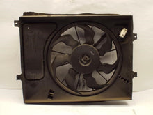 Load image into Gallery viewer, RADIATOR FAN ASSEMBLY Kia Soul 2012 12 2013 13 - MRK453976
