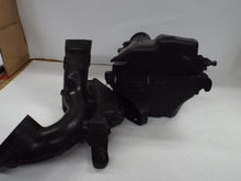 Load image into Gallery viewer, AIR CLEANER BOX Nissan Sentra 13 14 15 16 17 18 19 - MRK454325
