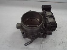 Load image into Gallery viewer, THROTTLE BODY Vw Beetle Jetta Rabbit 05 - 07 - MRK454426
