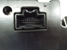 Load image into Gallery viewer, SPEEDOMETER CLUSTER Silverado 1500 Pickup Sierra 1500 Pickup 07-11 - MRK454675
