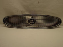 Load image into Gallery viewer, GRILLE Buick Lesabre 00 01 02 03 04 05 - MRK454708
