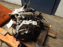 Load image into Gallery viewer, MANUAL TRANSMISSION Beetle Golf Golf Cabriolet Golf GTI Jetta 00-07 - MRK454823
