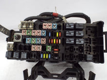 Load image into Gallery viewer, Fuse Box Ford Taurus 2011 - MRK454947
