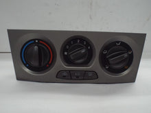 Load image into Gallery viewer, Temp Climate AC Heater Control Subaru Forester 2003 03 2004 04 05 06 07 08 - MRK455039
