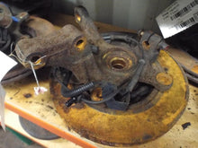 Load image into Gallery viewer, FRONT SPINDLE KNUCKLE Escape Tribute Mariner 2005-2012 Right - MRK455757

