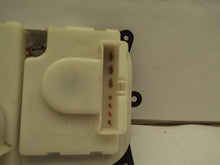 Load image into Gallery viewer, Temperature Controls Jeep Liberty 2003 - MRK455825
