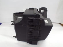 Load image into Gallery viewer, Air Cleaner Box  TRANSIT 250 2016 - MRK455872
