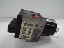Load image into Gallery viewer, ABS ANTI-LOCK BRAKE PUMP F250SD Pickup F350SD Pickup 06 07 - MRK455993
