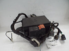 Load image into Gallery viewer, Fuse Box  TRANSIT 250 2016 - MRK456056
