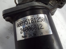 Load image into Gallery viewer, Windshield Wiper Motor  DODGE 1500 PICKUP 2001 - MRK456135
