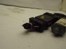 Load image into Gallery viewer, Power Window Motor Volkswagen Golf 2002 - MRK456196

