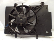 Load image into Gallery viewer, RADIATOR FAN ASSEMBLY Fiesta 2011 11 2012 12 2013 13 - MRK456358
