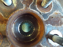 Load image into Gallery viewer, Front Spindle Knuckle Chevrolet Sonic 2012 - MRK456826
