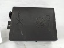 Load image into Gallery viewer, Fuse Box Chevrolet Sonic 2012 - MRK456852
