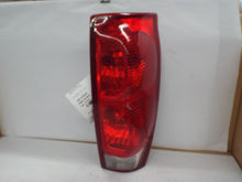 Load image into Gallery viewer, TAIL LIGHT LAMP ASSEMBLY Avalanche 1500 Avalanche 2500 02-06 Right - MRK456901
