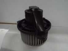 Load image into Gallery viewer, A/C HEATER BLOWER MOTOR 1500 Pickup 2500 Pickup 3500 Pickup 02-10 - MRK457362
