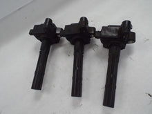Load image into Gallery viewer, IGNITION COIL Avalon Camry Sienna 96 97 98 99 00 - 03 - MRK457374
