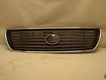 Load image into Gallery viewer, GRILLE Lexus LS430 2001 01 2002 02 2003 03 2004 04 - MRK457497

