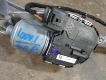 Load image into Gallery viewer, Windshield Wiper Motor Chevrolet Cruze 2017 - MRK457578
