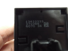 Load image into Gallery viewer, Window Switch Chevrolet Cruze 2017 - MRK457582
