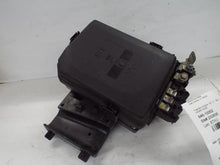 Load image into Gallery viewer, Fuse Box Chevrolet Cruze 2017 - MRK457583
