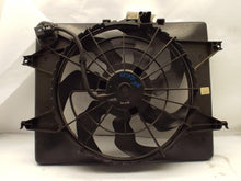 Load image into Gallery viewer, RADIATOR FAN ASSEMBLY Optima Sonata 2011 11 2012 12 2013 13 - MRK457638
