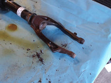 Load image into Gallery viewer, STRUT HONDA ACCORD 2003 04 05 06 07 2.4 RIGHT - MRK457910
