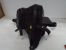 Load image into Gallery viewer, FUSE BOX Toyota Sienna 2008 08 2009 09 2010 10 - MRK458101
