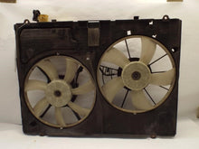 Load image into Gallery viewer, RADIATOR FAN ASSEMBLY Sienna 2007 07 2008 08 2009 09 2010 10 - MRK458103
