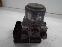 Load image into Gallery viewer, ABS PUMP HONDA ACCORD 2004 3.0 V6 AUTO - MRK458451
