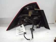 Load image into Gallery viewer, TAIL LIGHT LAMP ASSEMBLY Ford Five Hundred 05 06 07 Right - MRK458694
