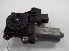 Load image into Gallery viewer, POWER WINDOW MOTOR Lincoln LS 2003 03 2004 04 2005 05 06 Front Right - MRK458728
