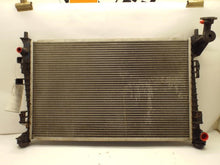 Load image into Gallery viewer, RADIATOR Ford Focus 2008 08 2009 09 2010 10 2011 11 - MRK458779

