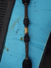 Load image into Gallery viewer, AXLE SHAFT Kia Soul 14 15 16 17 18 19 AT Right - MRK458819
