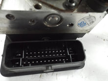 Load image into Gallery viewer, ABS ANTI-LOCK BRAKE PUMP Kia Soul 2014 14 2015 15 - MRK458834

