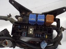 Load image into Gallery viewer, Fuse Box Nissan Frontier 2002 - MRK458934
