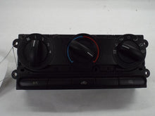 Load image into Gallery viewer, Temperature Controls  FORD F150 PICKUP 2007 - MRK459158
