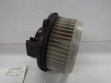 Load image into Gallery viewer, A/C HEATER BLOWER MOTOR Ridgeline 06 07 08 09 10 11 12 13 14 - MRK459193
